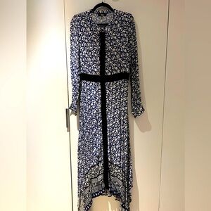 Slate & Willow maxi dress. Size L.